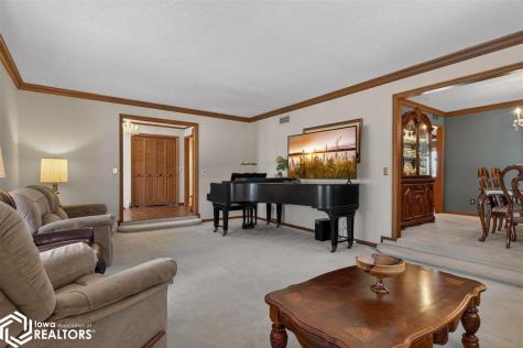 15 Timberlane Drive Clear Lake IA 50428