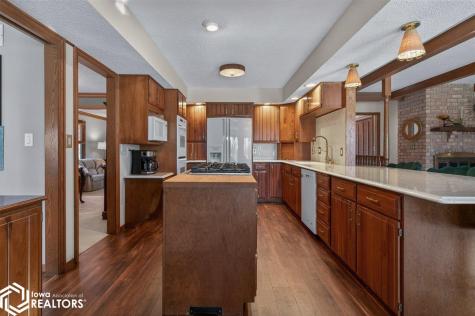 15 Timberlane Drive Clear Lake IA 50428