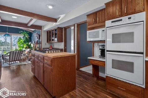 15 Timberlane Drive Clear Lake IA 50428