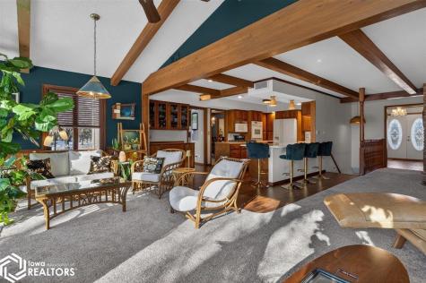 15 Timberlane Drive Clear Lake IA 50428