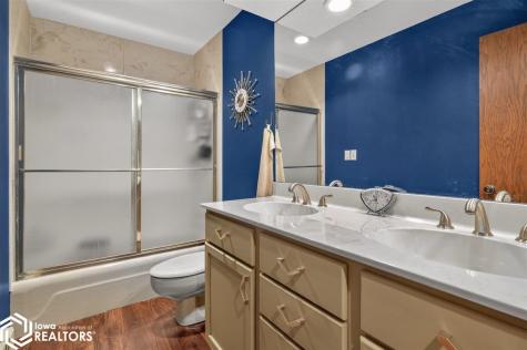 15 Timberlane Drive Clear Lake IA 50428