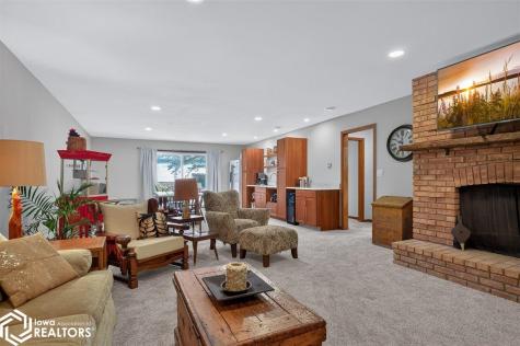 15 Timberlane Drive Clear Lake IA 50428