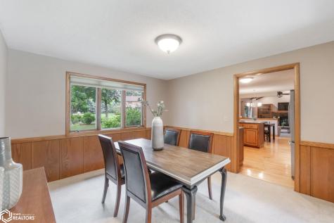 5 Quarry Road Mason City IA 50401