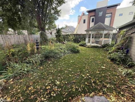 201 S 3rd Street Clear Lake IA 50428