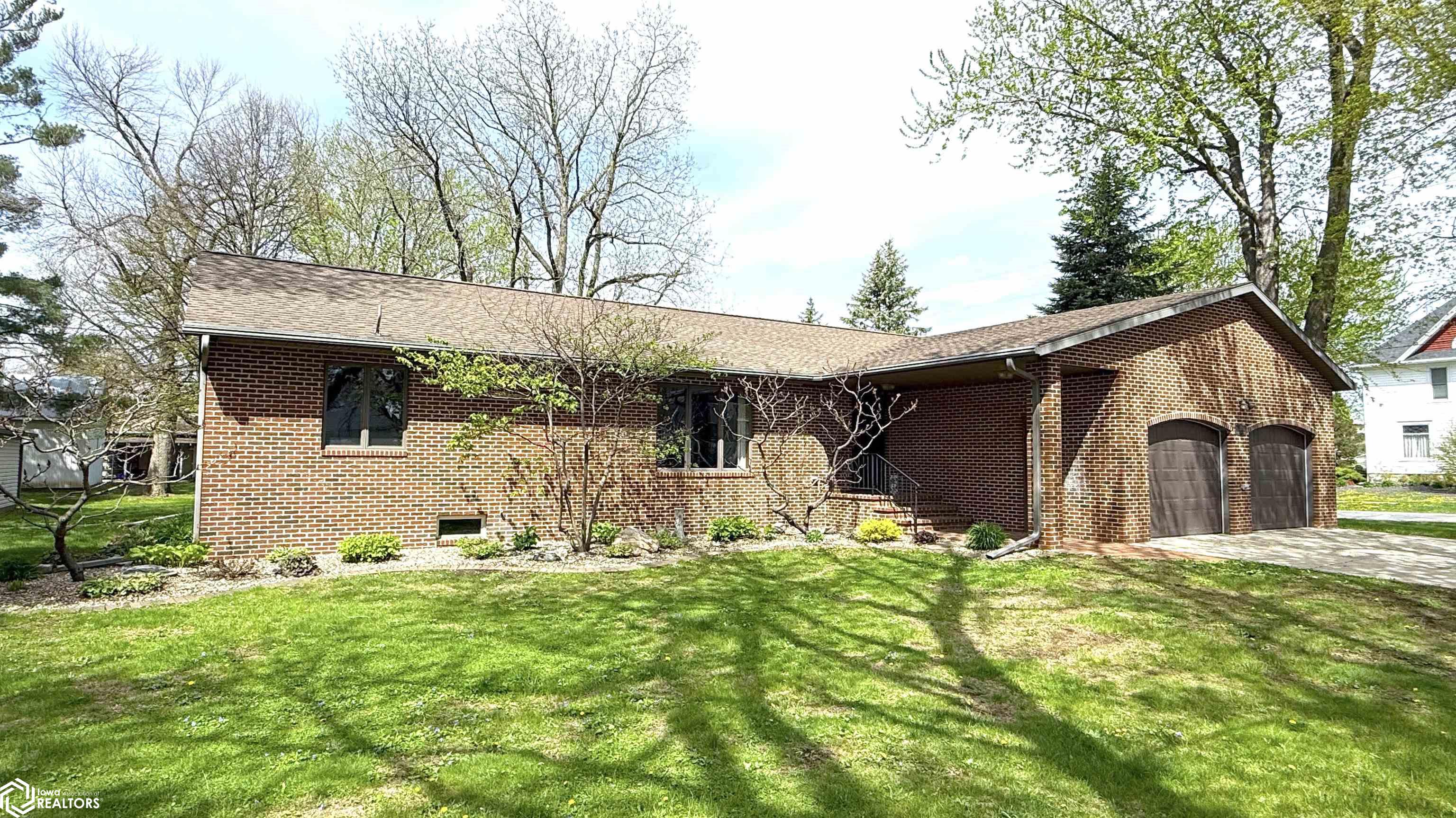 212 N 5th Street Thornton IA 50479