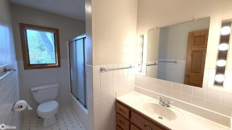 212 N 5th Street Thornton IA 50479