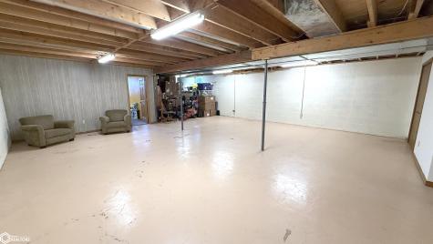 212 N 5th Street Thornton IA 50479