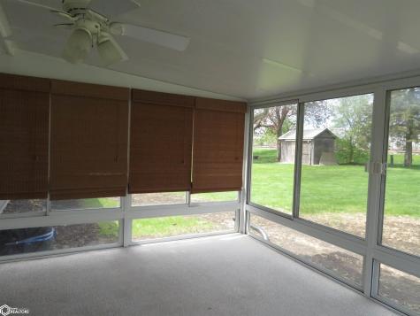 417 7th Avenue NE Clarion IA 50525