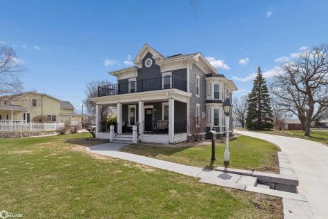 1417 Main Avenue Clear Lake IA 50428