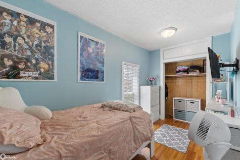 1417 Main Avenue Clear Lake IA 50428