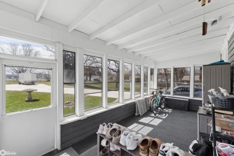 1417 Main Avenue Clear Lake IA 50428