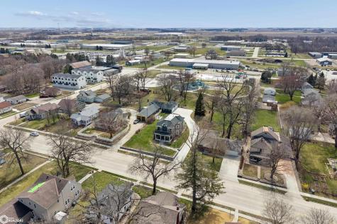 1417 Main Avenue Clear Lake IA 50428