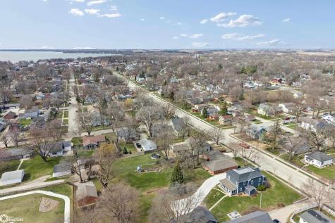 1417 Main Avenue Clear Lake IA 50428