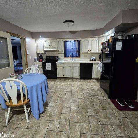 780 W 5th Street Garner IA 50438