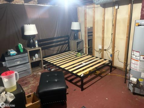 712 5th Street NE Belmond IA 50421