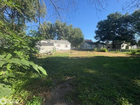 712 5th Street NE Belmond IA 50421