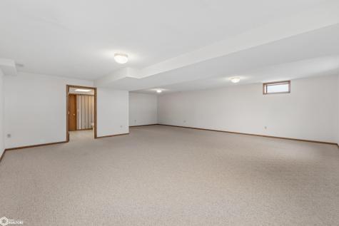 5184 235th Street Clear Lake IA 50428