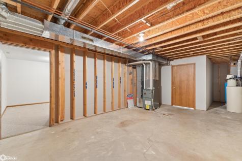 5184 235th Street Clear Lake IA 50428