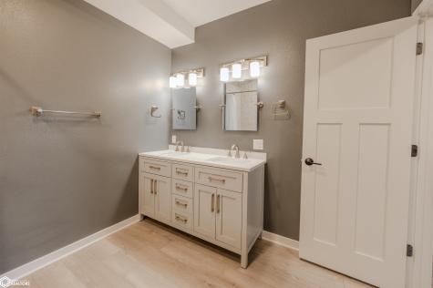 2300 Georgetown Road Iowa Falls IA 50126