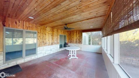 10 Deer Creek Court Mason City IA 50401