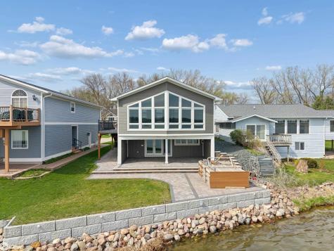302 E Lake Street Ventura IA 50482