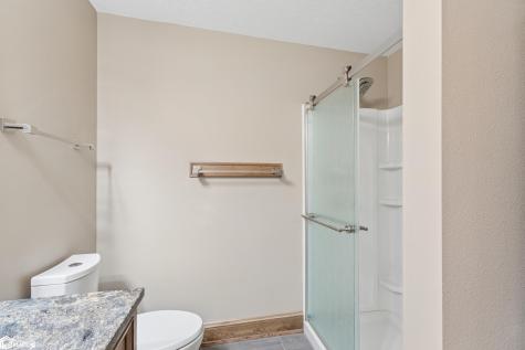 302 E Lake Street Ventura IA 50482