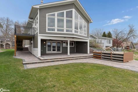 302 E Lake Street Ventura IA 50482