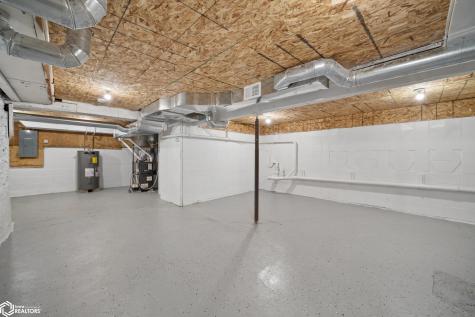 714 3rd Street NW Nora Springs IA 50458