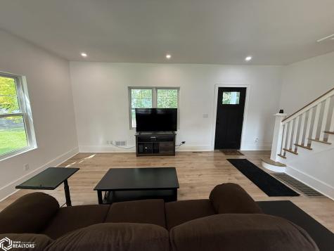 412 3rd Street NW Buffalo Center IA 50424