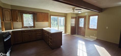 446 W O Street Forest City IA 50436