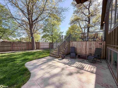 113 18th Avenue NE Hampton IA 50441