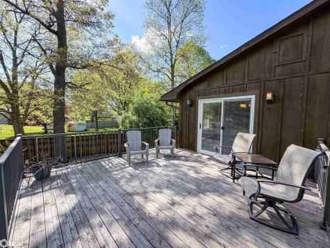 113 18th Avenue NE Hampton IA 50441
