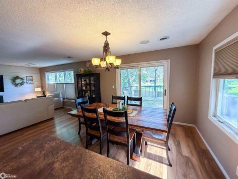 113 18th Avenue NE Hampton IA 50441