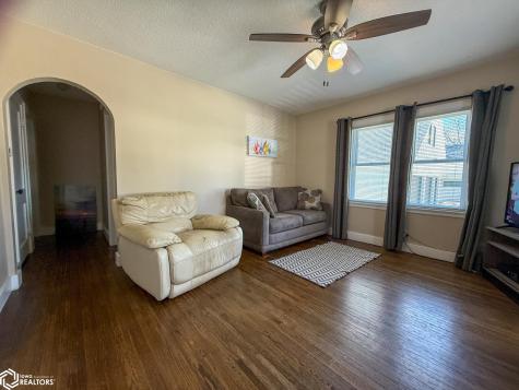 309 5th Avenue S Clear Lake IA 50428