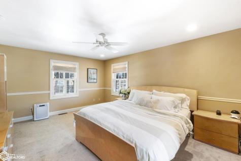 500 18th Street W Clear Lake IA 50428