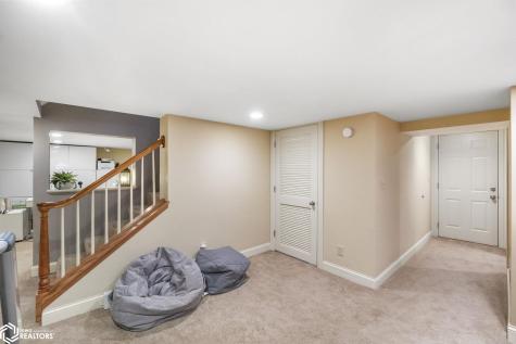 500 18th Street W Clear Lake IA 50428