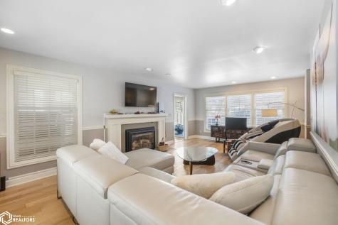 500 18th Street W Clear Lake IA 50428