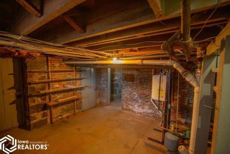 321 S Moore Street Algona IA 50511