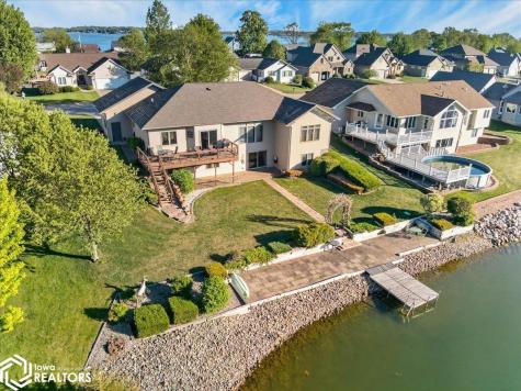 20 Lido Road Clear Lake IA 50428