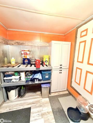 212 12th Street NW Mason City IA 50401