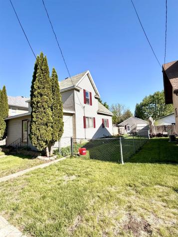 212 12th Street NW Mason City IA 50401