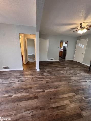 1806 Custer Street Iowa Falls IA 50126