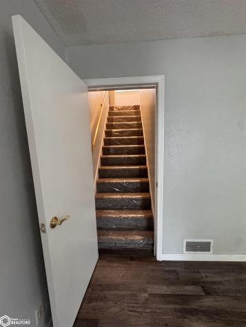 1806 Custer Street Iowa Falls IA 50126