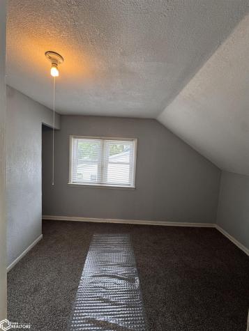 1806 Custer Street Iowa Falls IA 50126