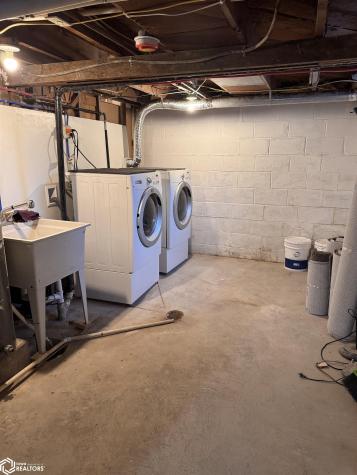 1806 Custer Street Iowa Falls IA 50126