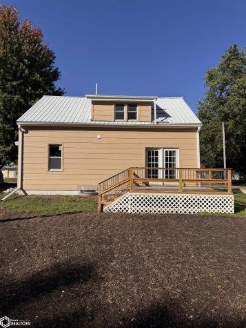 1806 Custer Street Iowa Falls IA 50126