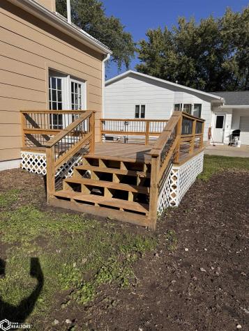 1806 Custer Street Iowa Falls IA 50126