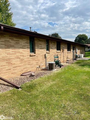 620 Maple Lane Clarion IA 50525