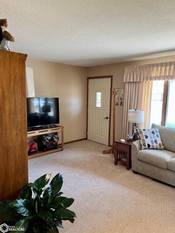 620 Maple Lane Clarion IA 50525