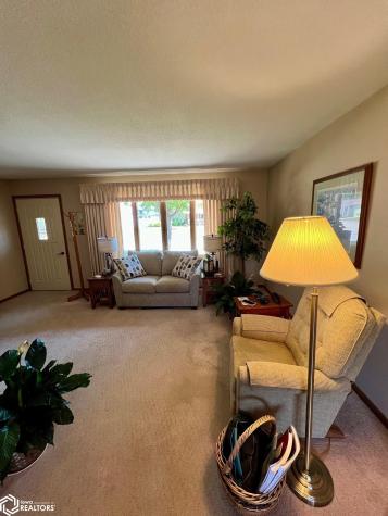 620 Maple Lane Clarion IA 50525